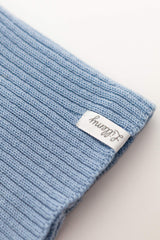 blue merino wool tube scarf detail – fine knit, soft Italian merino