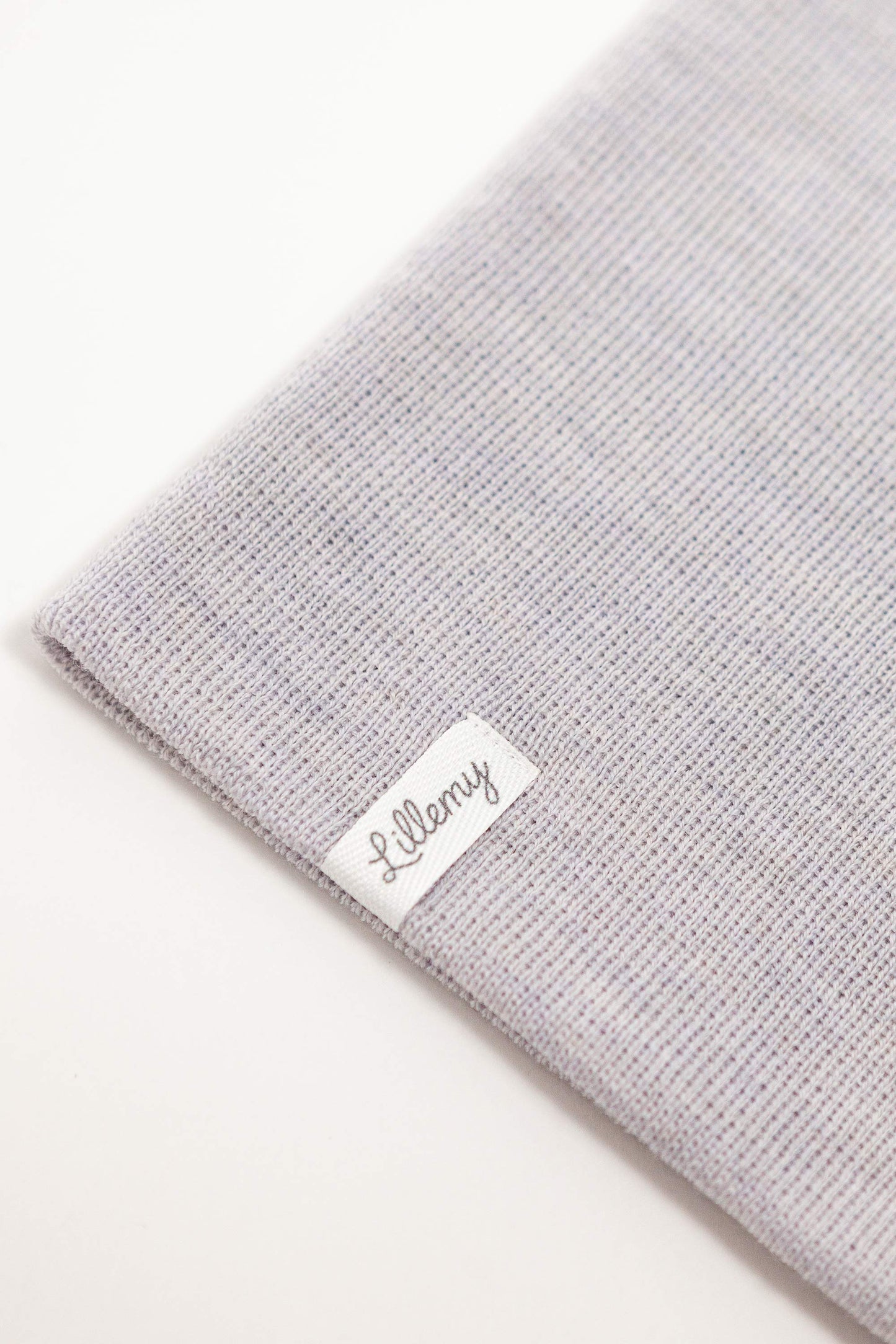 grey merino wool kids snood detail – fine knit, itch-free against skin