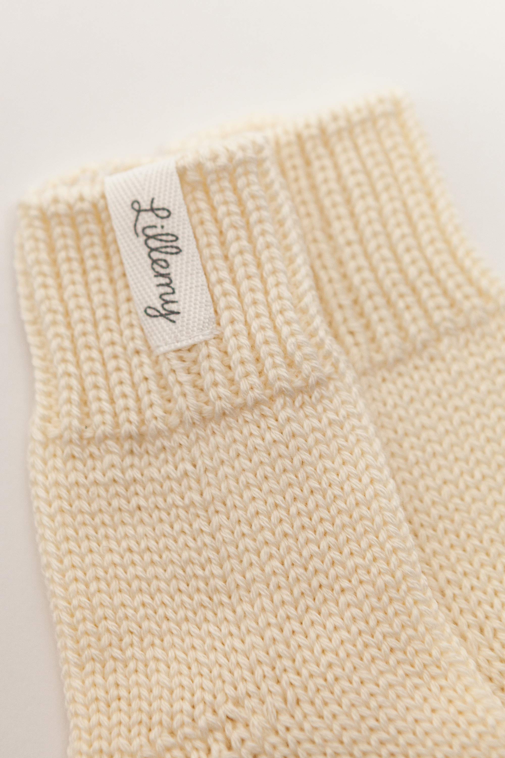 cream merino wool baby socks detail – fine knit, moisture-wicking Italian merino