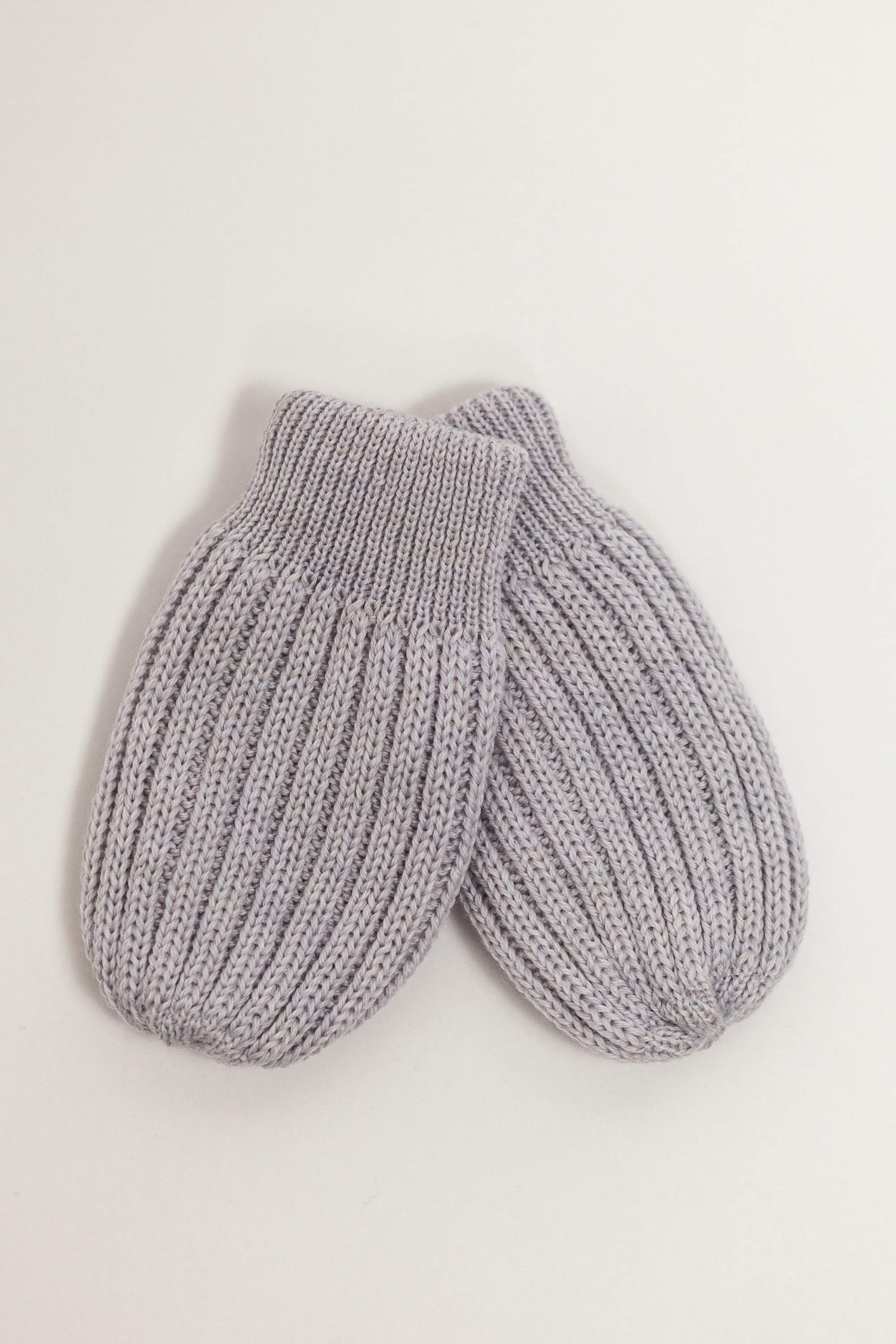 Grey merino wool baby mittens – fine Italian merino, soft on tiny hands