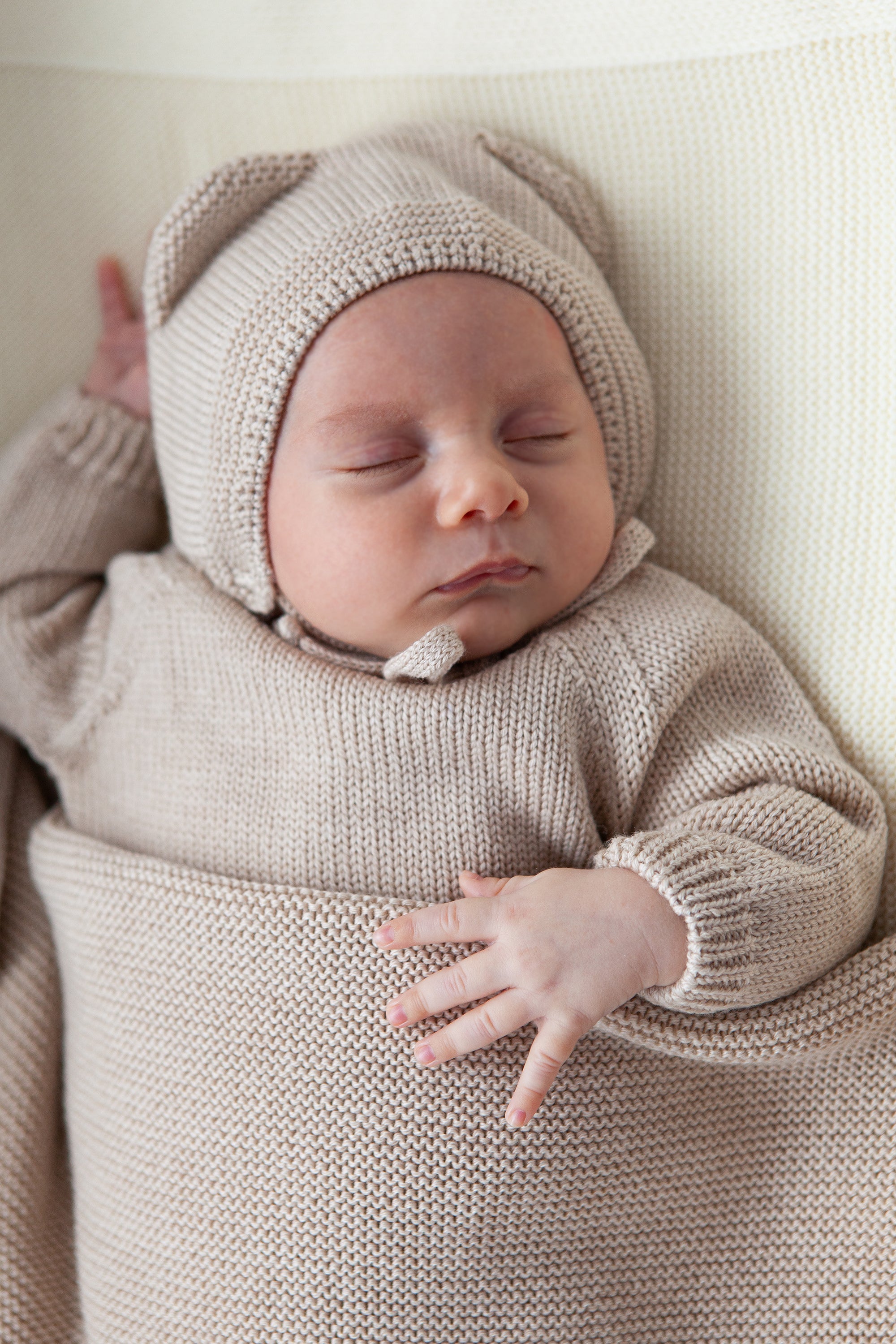 Beige Merino Wool Bonet